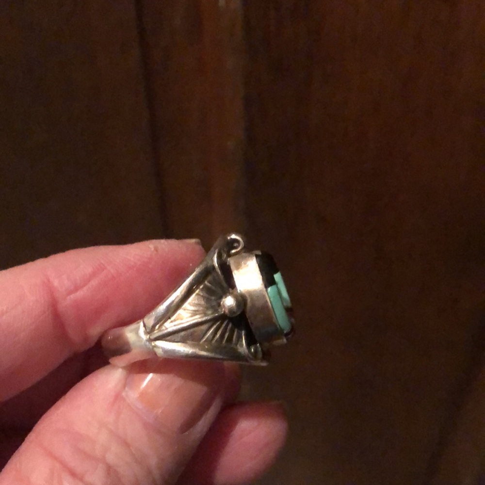 Ring - Picture 4 of 5